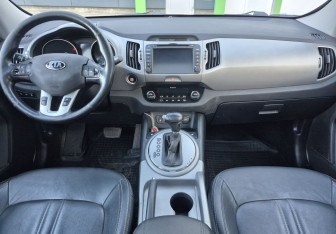 Подержанный автомобиль Kia Sportage 2015 года (11 фото)