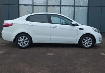 Подержанный автомобиль Kia Rio Sedan 2013 года (4 фото)