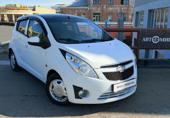 Подержанный автомобиль Chevrolet Spark 2012 года (3 фото)