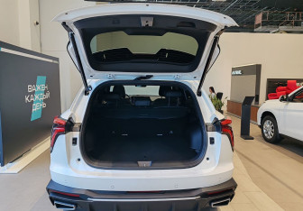 Новый Haval F7 2025 (5 фото)