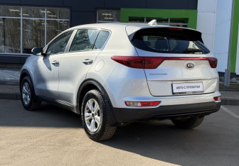 Подержанный автомобиль Kia Sportage 2018 года (7 фото)