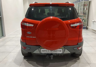 Подержанный автомобиль Ford EcoSport 2014 года (7 фото)