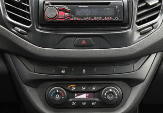 Подержанный автомобиль LADA (ВАЗ) Vesta Sedan 2016 года (13 фото)