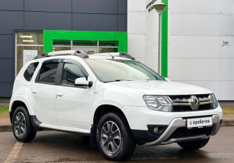 Подержанный автомобиль Renault Duster 2019 года (3 фото)