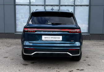 Подержанный автомобиль Geely Monjaro 2023 года (5 фото)