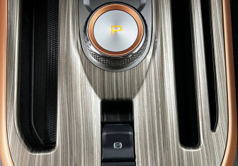 Подержанный автомобиль Haval Jolion 2023 года (16 фото)