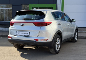 Подержанный автомобиль Kia Sportage 2018 года (5 фото)