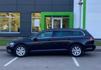 Подержанный автомобиль Volkswagen Passat Wagon 2017 года (8 фото)