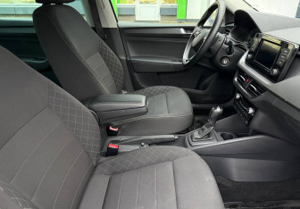 Подержанный автомобиль Skoda Rapid Liftback 2020 года (9 фото)