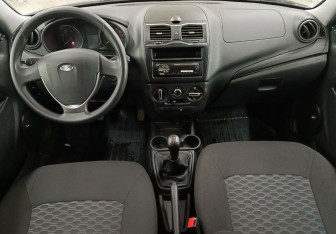 Подержанный автомобиль LADA (ВАЗ) Granta Sedan 2019 года (10 фото)