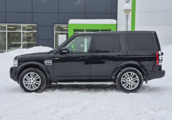 Подержанный автомобиль Land Rover Discovery 2014 года (7 фото)