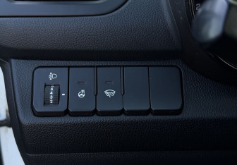 Подержанный автомобиль Kia Rio Sedan 2016 года (16 фото)