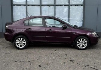 Подержанный автомобиль Mazda 3 Sedan 2007 года (6 фото)