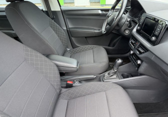 Подержанный автомобиль Skoda Rapid Liftback 2020 года (10 фото)
