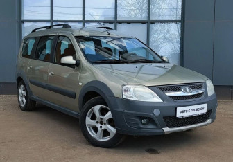 Подержанный автомобиль LADA (ВАЗ) Largus Wagon 2016 года (3 фото)