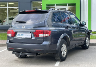 Подержанный автомобиль SsangYong Kyron 2011 года (5 фото)