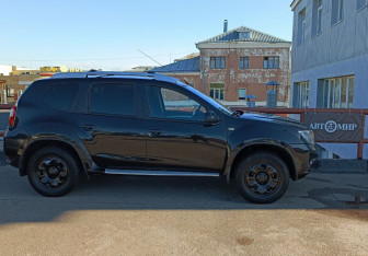 Подержанный автомобиль Nissan Terrano 2016 года (8 фото)