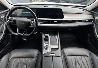 Подержанный автомобиль Chery Arrizo 8 2023 года (11 фото)