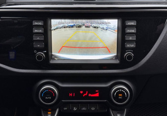 Подержанный автомобиль Kia Rio Hatchback 2018 года (15 фото)