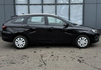 Подержанный автомобиль LADA (ВАЗ) Vesta Wagon 2024 года (4 фото)