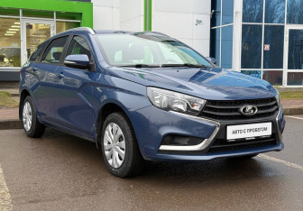 Подержанный автомобиль LADA (ВАЗ) Vesta Wagon 2018 года (3 фото)