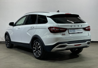 Подержанный автомобиль LADA (ВАЗ) Vesta Wagon 2024 года (7 фото)