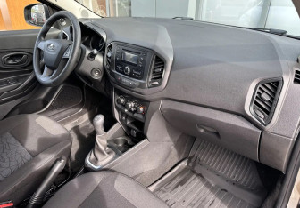 Подержанный автомобиль LADA (ВАЗ) XRAY 2017 года (10 фото)