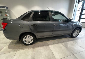 Подержанный автомобиль LADA (ВАЗ) Granta Sedan 2020 года (4 фото)