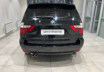 Подержанный автомобиль BMW X3 2007 года (6 фото)
