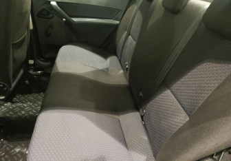 Подержанный автомобиль LADA (ВАЗ) Granta Sedan 2013 года (12 фото)