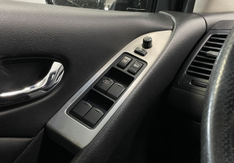 Подержанный автомобиль Nissan Murano Suv 2009 года (17 фото)