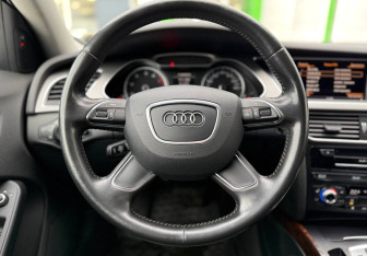 Подержанный автомобиль Audi A4 allroad 2012 года (13 фото)