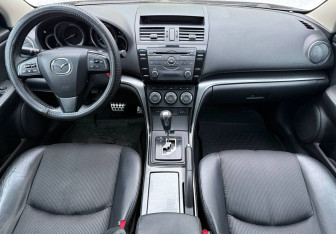 Подержанный автомобиль Mazda 6 Sedan 2010 года (9 фото)