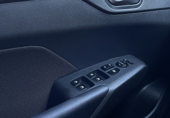 Подержанный автомобиль Hyundai Solaris Sedan 2021 года (16 фото)