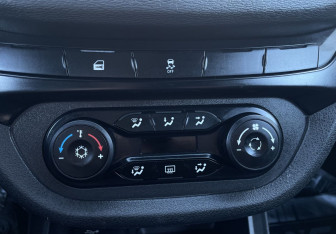 Подержанный автомобиль LADA (ВАЗ) Vesta Wagon 2019 года (13 фото)