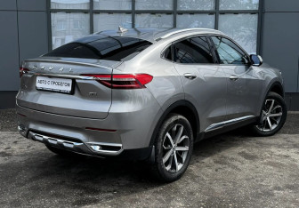 Подержанный автомобиль Haval F7x 2020 года (8 фото)