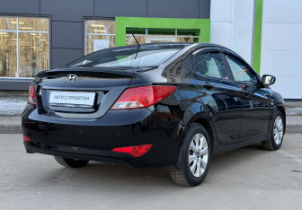 Подержанный автомобиль Hyundai Solaris Sedan 2016 года (5 фото)
