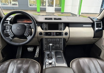 Подержанный автомобиль Land Rover Range Rover 2010 года (10 фото)