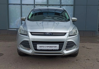 Подержанный автомобиль Ford Kuga 2014 года (2 фото)