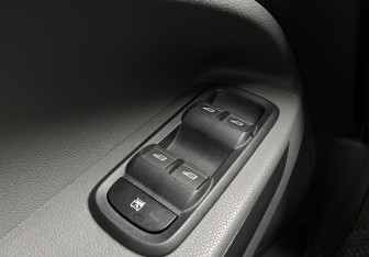 Подержанный автомобиль Ford EcoSport 2014 года (16 фото)