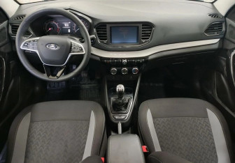 Подержанный автомобиль LADA (ВАЗ) Vesta Sedan 2023 года (13 фото)