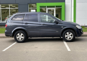 Подержанный автомобиль SsangYong Kyron 2011 года (4 фото)