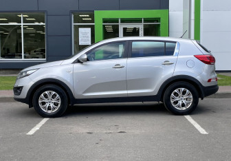 Подержанный автомобиль Kia Sportage 2014 года (8 фото)