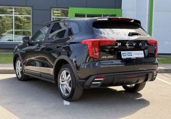 Подержанный автомобиль Haval Jolion 2025 года (7 фото)