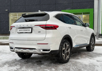Подержанный автомобиль Haval F7 2021 года (5 фото)