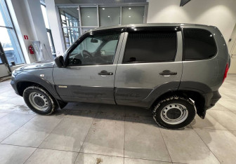 Подержанный автомобиль Chevrolet Niva 2017 года (5 фото)