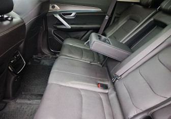Подержанный автомобиль Jetour X70 Plus 2025 года (12 фото)