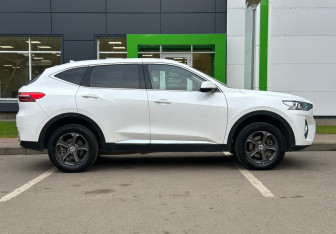 Подержанный автомобиль Haval F7 2020 года (4 фото)