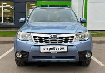 Подержанный автомобиль Subaru Forester Suv 2011 года (2 фото)