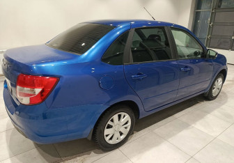 Подержанный автомобиль LADA (ВАЗ) Granta Sedan 2022 года (5 фото)